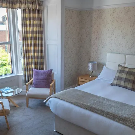 Albany House 4* Penrith