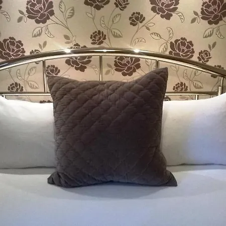 Albany House Pensjonat 4*